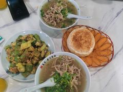 麻酱黄瓜-清真喜兰老丁羊汤特色小吃