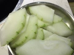 -运气牛自助酱大骨火锅(南京东路店)