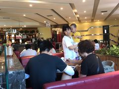 大堂-刘胖子家常菜·蹄花焖藕(兴业店)