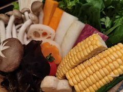 -湊湊火锅·茶憩(打浦桥日月光店)