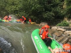 -雅鲁激流探险漂流