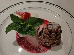 -Wolfgang’s Steakhouse 沃夫冈牛排馆(上海白玉兰广场店)