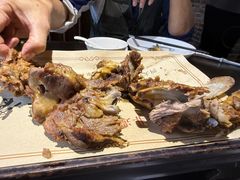 -东口码头·烧鸽子·鱼头泡饼·地方菜(金鹰悦城店)