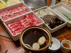 精品肥牛-古关火锅店(古北水镇景区店)