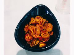 -铜锣湾·有麝自然香(渝北财富中心店)