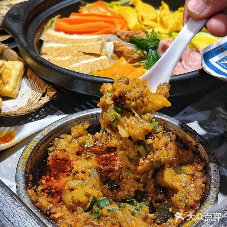 本地人推荐✨常年热门❤️‍🔥霸榜的大理烧烤‼️

听