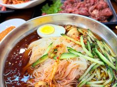 -韩风烤牛肉冷面店