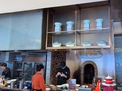 -东方红海鲜百汇(国际大厦店)