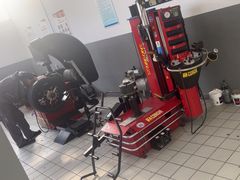 -迪师宝马奔驰专修·维修保养