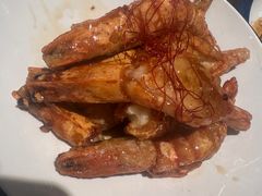 -三人行骨头王火锅(长寿店)