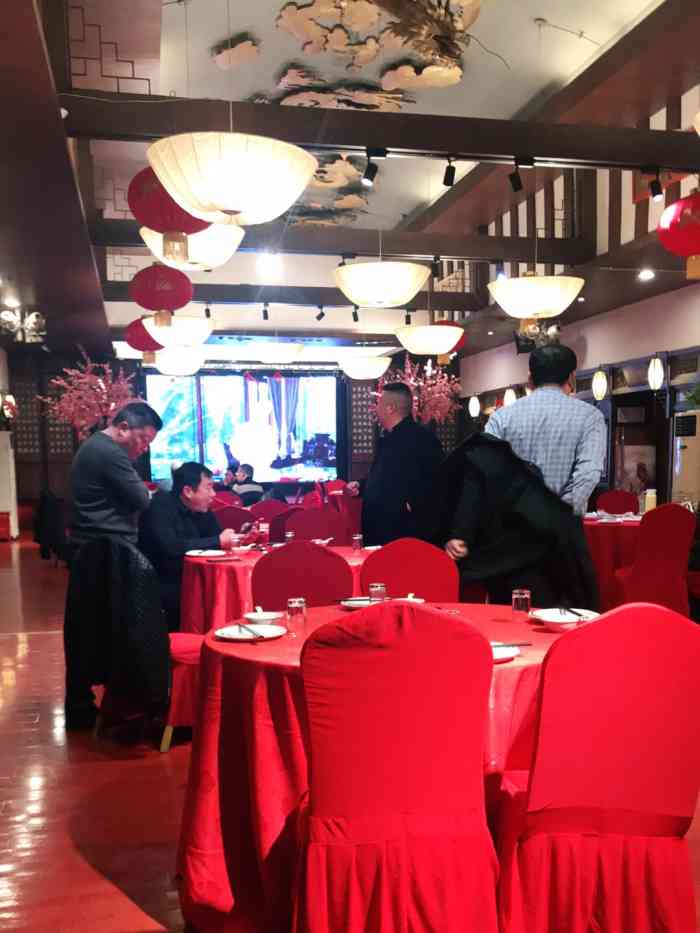 宋园·金宴浙鲜馆 06132/人 静安区闸北公园浙菜 1.1万 浏览 916