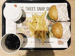 -The Habit Burger Grill 哈比特汉堡(爱琴海店)