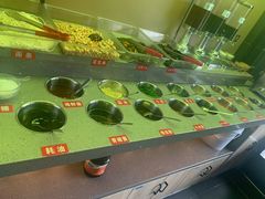 自助调料区-佰人王串串香火锅(洋珠巷店)