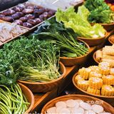 酙味野菜村·和牛寿喜烧放题自助