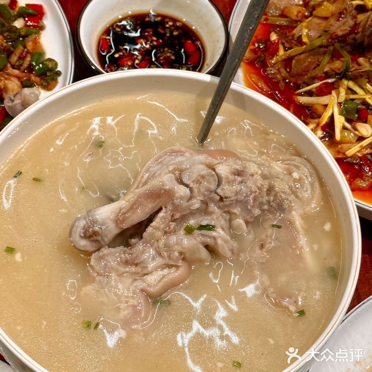 
来仪征就吃这个川菜了！！
