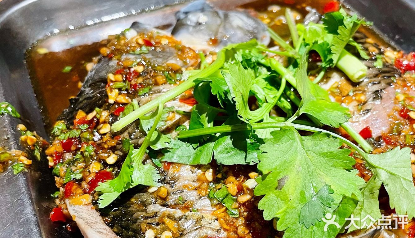 现在越来越难遇到好吃的烧烤，这家算是值得跑一趟的