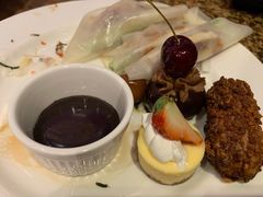 -怡咖啡海鲜自助餐厅(浦东香格里拉店)
