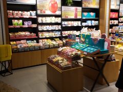 零售区-良品铺子(万象城店)