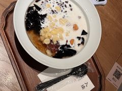-RUXU入续糖水铺与包(卓悦中心店)