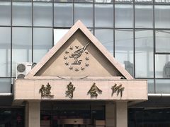 -健龙森俱乐部·游泳·健身·羽毛球综合体育馆