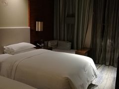 -广州汇华希尔顿逸林酒店