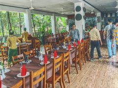 -Neary Khmer Restaurant