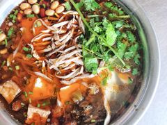 -老五鸡丝豆花面粉(瑞金北路68号院店)