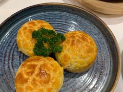 酥皮叉烧包-白天鹅宾馆-宏图府餐厅