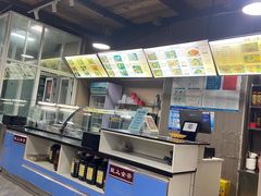 -陇上全荟兰州传统牛肉面(延吉路店)