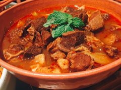 -云海肴·汽锅鸡·云南菜(天山百盛优客店)