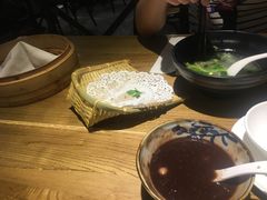 -新梅华·茶点餐厅(欧尚店)