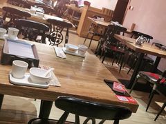 大堂-管氏翅吧(国展店)