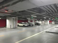 -成都银泰中心-停车场