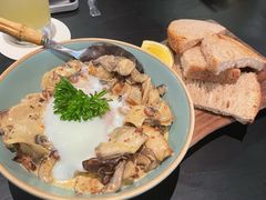 滇南杂菌配酸面包-山野板扎·云贵川Bistro(上海首店)