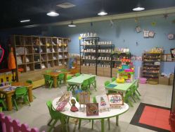 -蹦蹦乐园(南桥百联店)