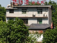 -江边湾柴火鸭