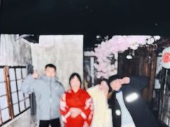 -荒岛实景沉浸密室(江汉路1店)