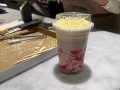 -HOT CRUSH趁热集合·现烤面包(上海环球港店)