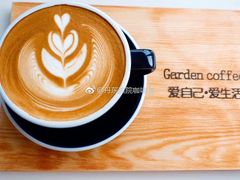 拿铁-庭院咖啡