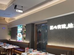 -肥肥虾庄·金牌油焖大虾(汉口城市广场店)