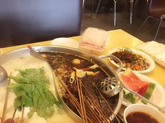 佰人王串串香火锅(彩霞街店)-佰人王串串香火锅(洋珠巷店)