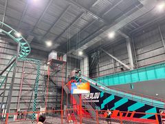 -极限PLAY运动娱乐新世界·团建派对潮玩休闲馆·室内蹦极高空游乐园