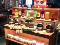 自助调料区-东方饺子王臻味餐厅(新嘉坡城店)