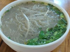 帽结子肥肠粉-白家高记肥肠粉(总店)