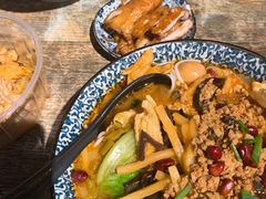 -粉家柳州螺蛳粉(杨宅路店)