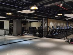 器械区-一兆韦德健身(张杨路店)