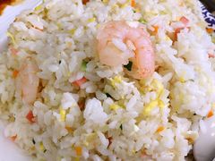 -扒虾小妹儿麻辣海鲜(宏图街店)