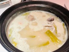 酸菜煮望潮-新荣记(建国门外大街店)