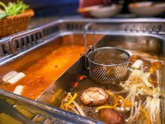 鸳鸯锅-椒香城门口重庆老火锅(美颂广场店)