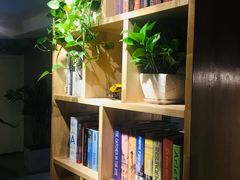 -HIGH FIVE哈福手工汉堡(桂林路店)